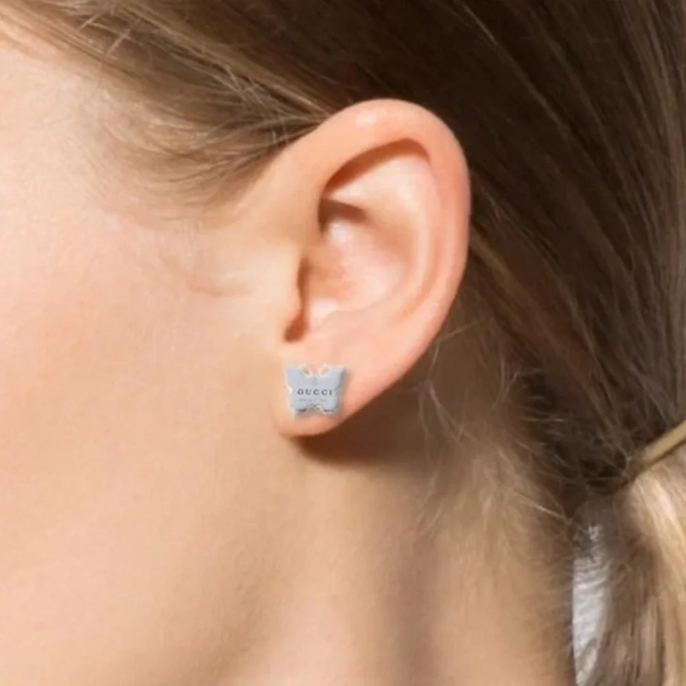 Gucci
Silver Butterfly Earrings - Picture 3 of 4